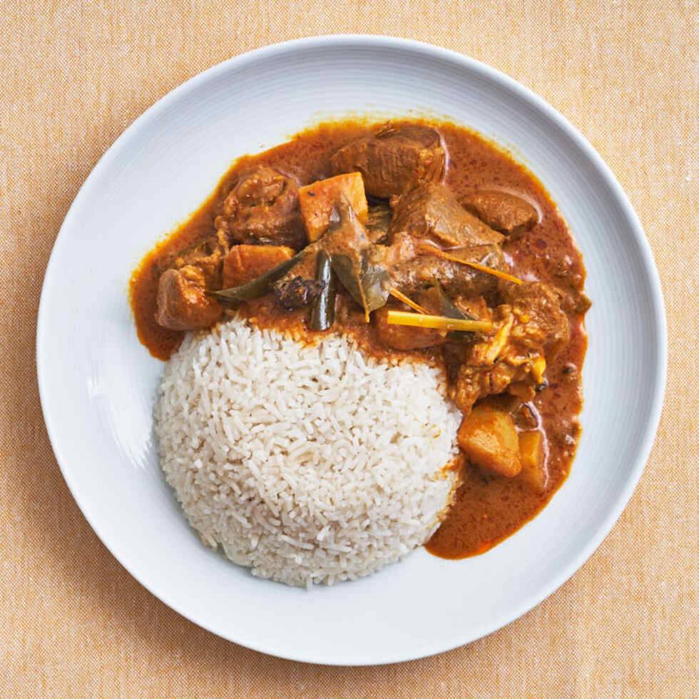 Malaysian Lamb Curry with plain boiled Rice