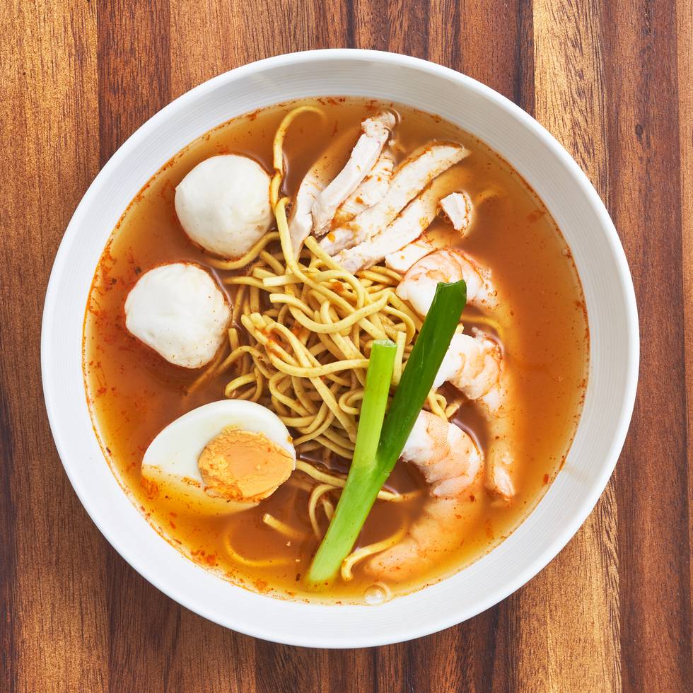 Malaysian King Prawn Noodle (No egg included - boil at home)
