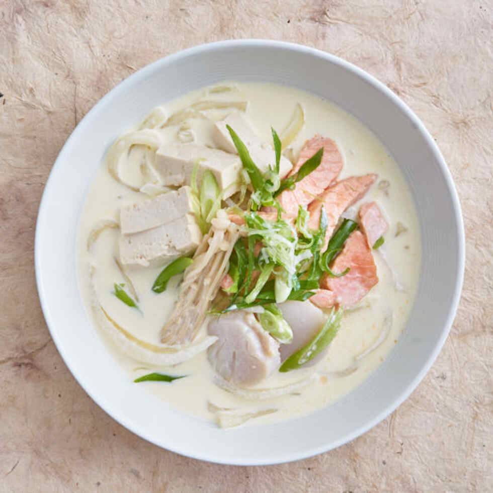 Salmon & Scallop Cream Udon