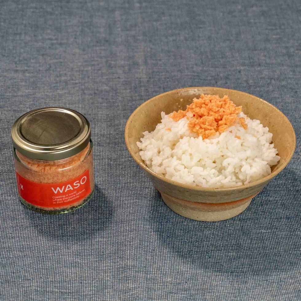 Premium Mentaiko (Spicy Cod Roe) Salmon Flakes 90-100g