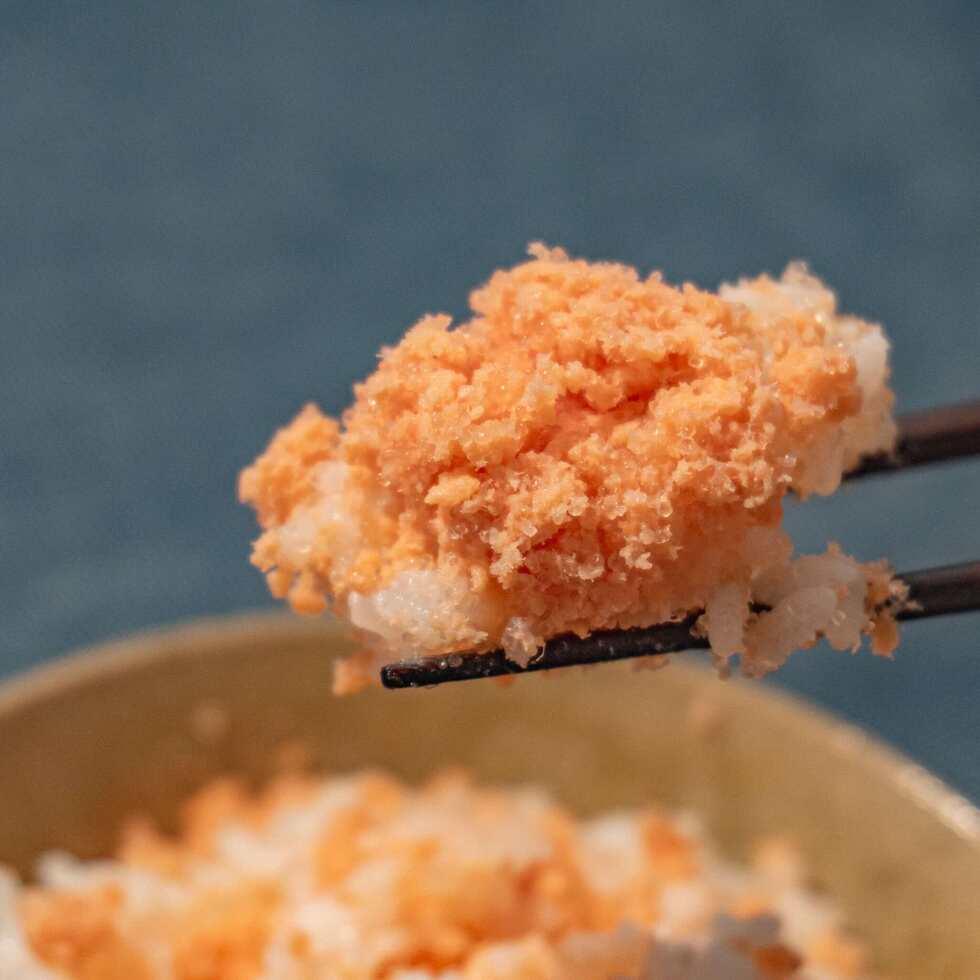 Premium Mentaiko (Spicy Cod Roe) Salmon Flakes 90-100g