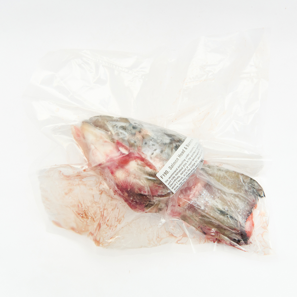 Salmon Head with Bones 800-1000g by Nobu Sakaguchi (15 years at a Michelin star)