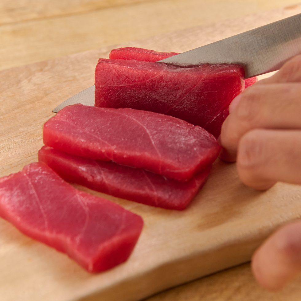 Akami Bluefin Tuna Sashimi Block 90-100g by Nobu Sakaguchi (15 years at a Michelin starred) ※Click for details