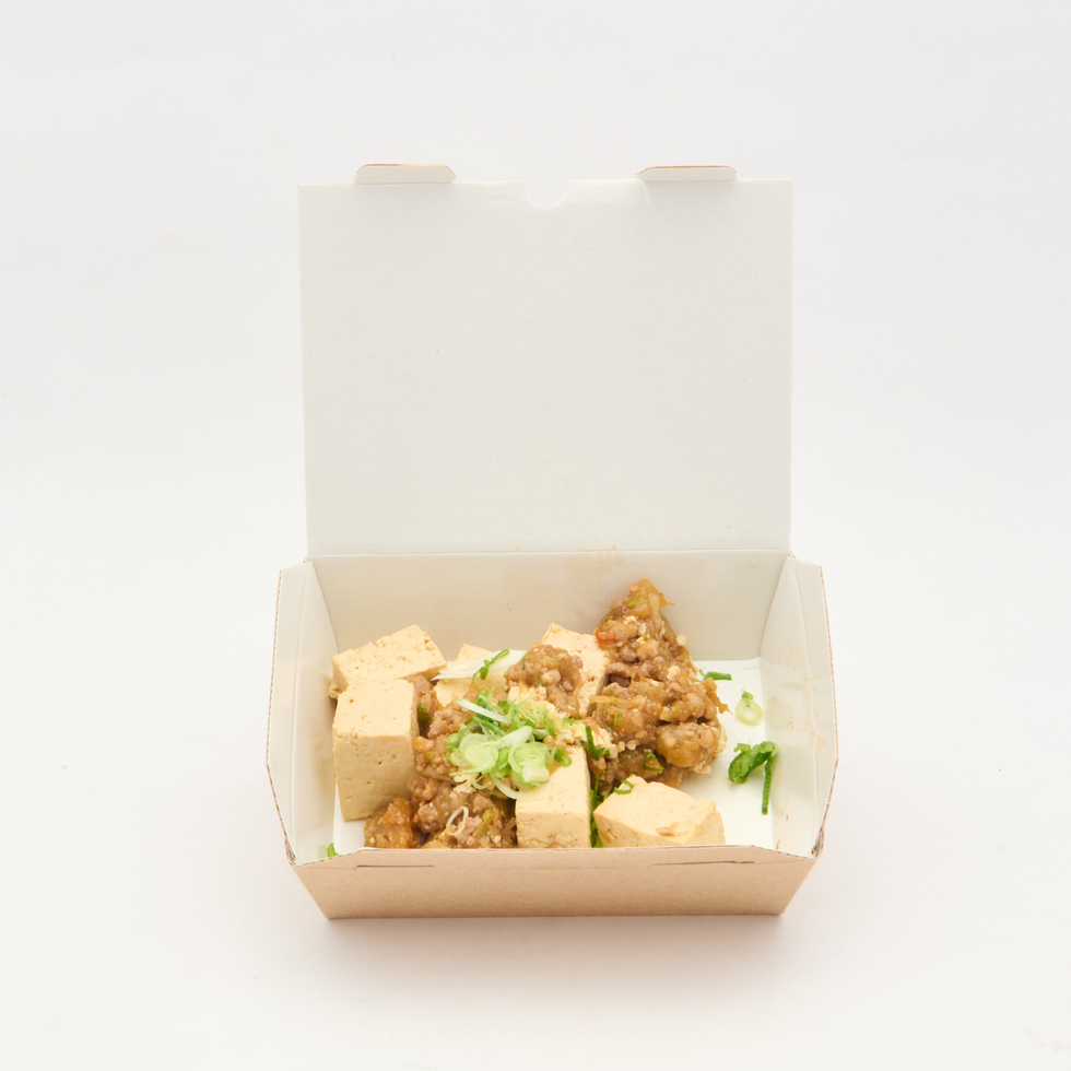 まろやか味の麻婆豆腐（ご飯・野菜・漬物付）