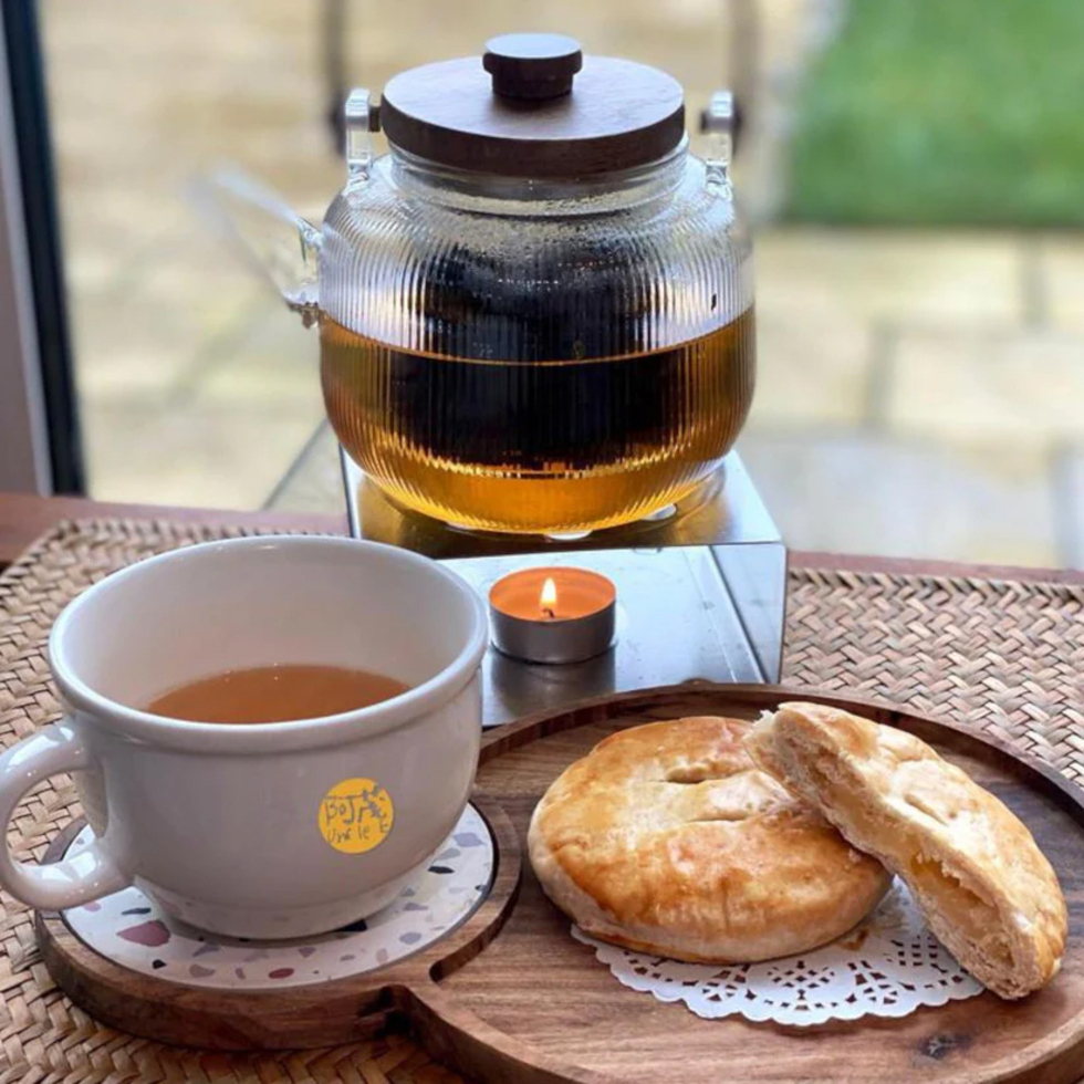 【賞味期限:2026年01月26日】阿茂 手作りユズ風味ラポーベイ老婆餅 (4個入)