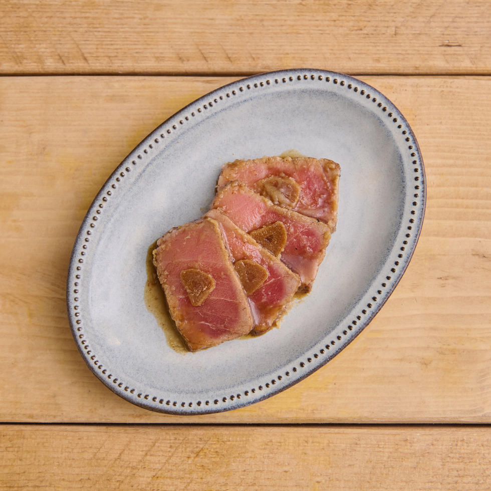 本マグロ中トロステーキ 80g by 坂口信政（1つ星で15年）