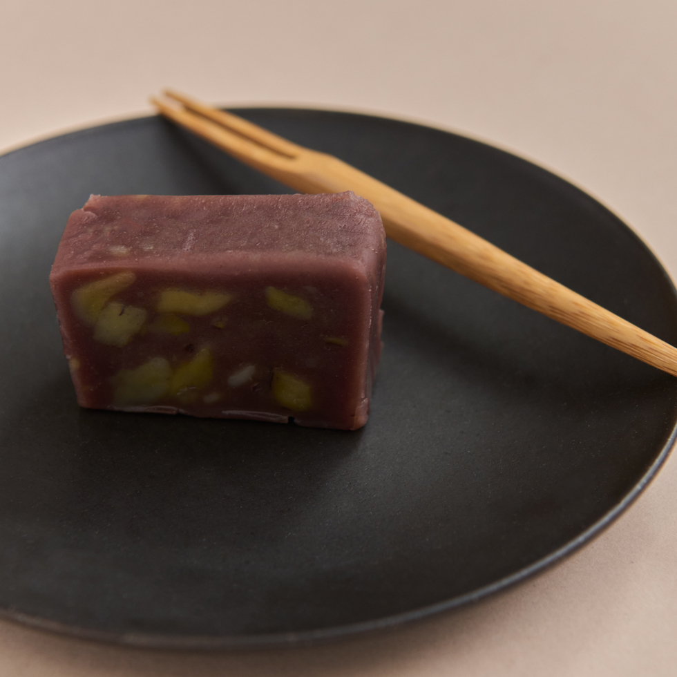 Kasho Fugetsu Itsumono Kurimushi Yokan