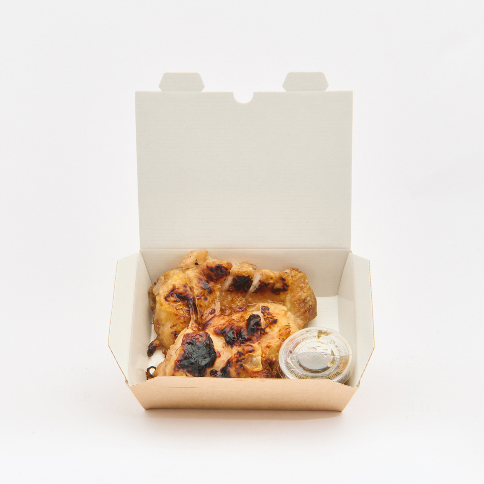 鶏のもも肉と梅紫蘇たれ（お野菜5種付）