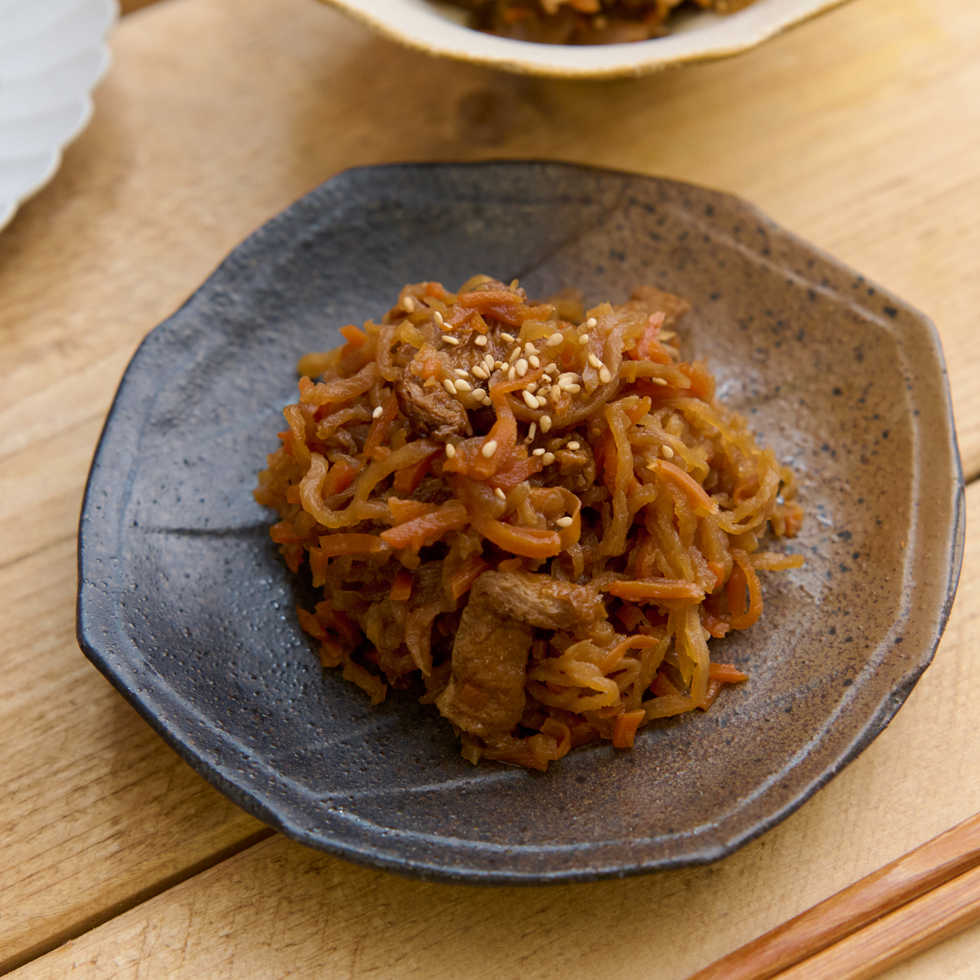 Simmered Kiriboshi Daikon (Shredded Mooli Radish with soy sauce) 100g