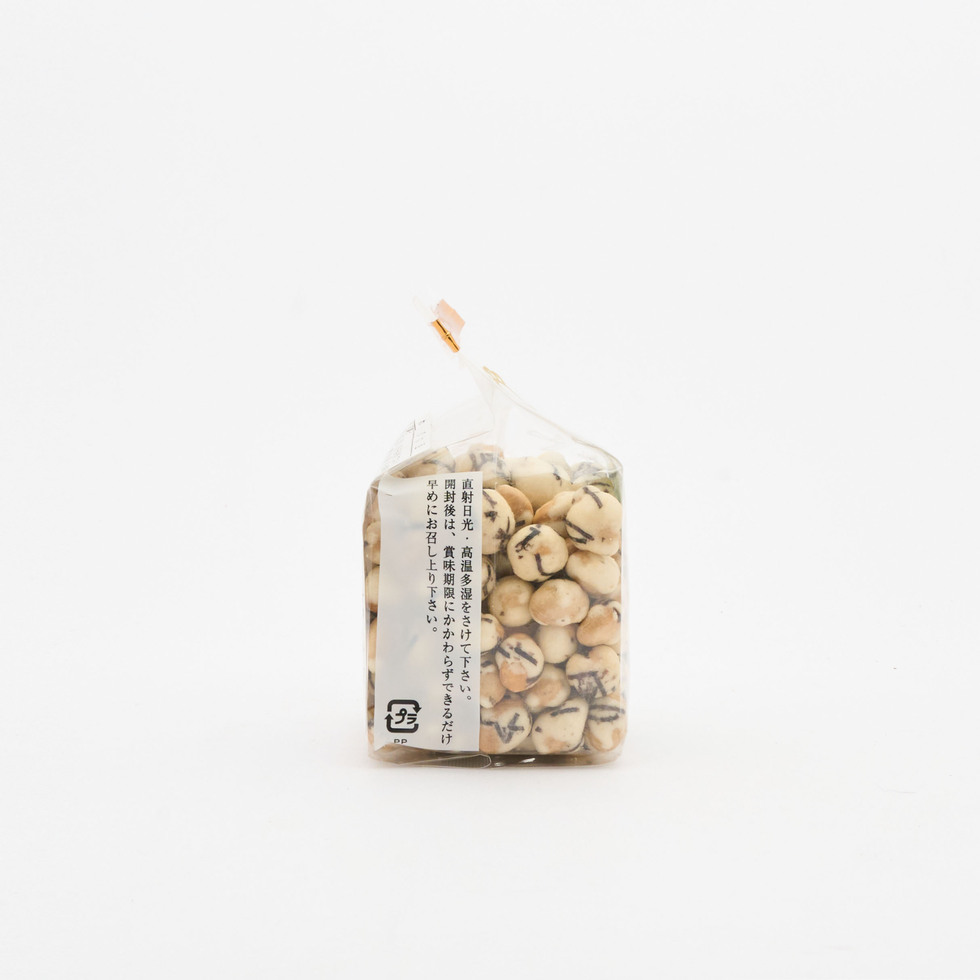 Mamegen Wasabi Daizu (Wasabi Soya Beans)