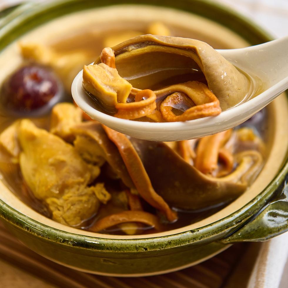 Cordyceps Flower, Pepper & Pork Tripe Chicken Soup 700g (Serves 2)