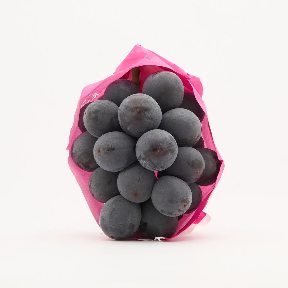 WASO Air-Flown Fresh Kyoho Grape from Yamanashi 400-500g (1 Bunch)
